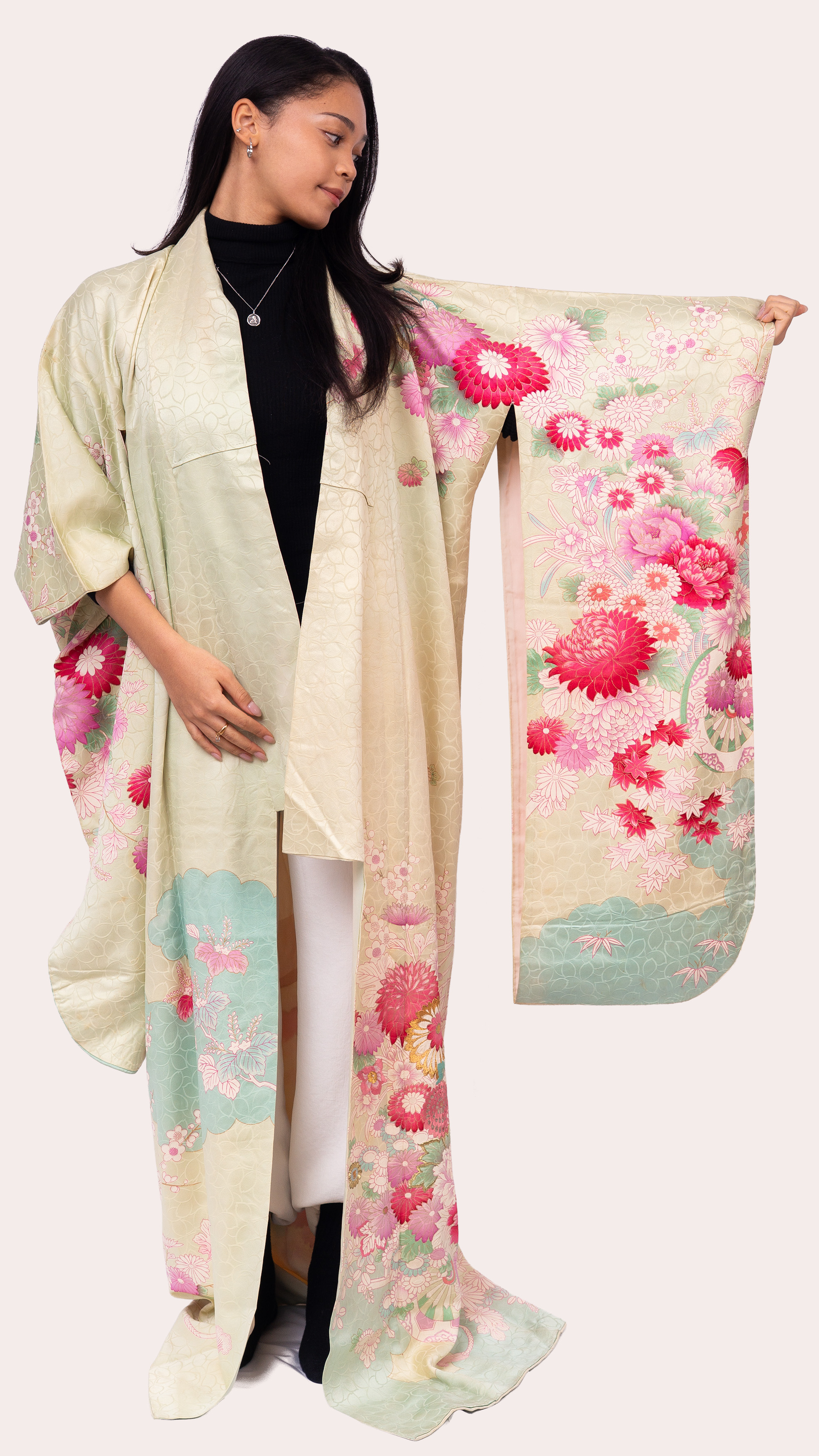 Furisode – Light green with pink floral design