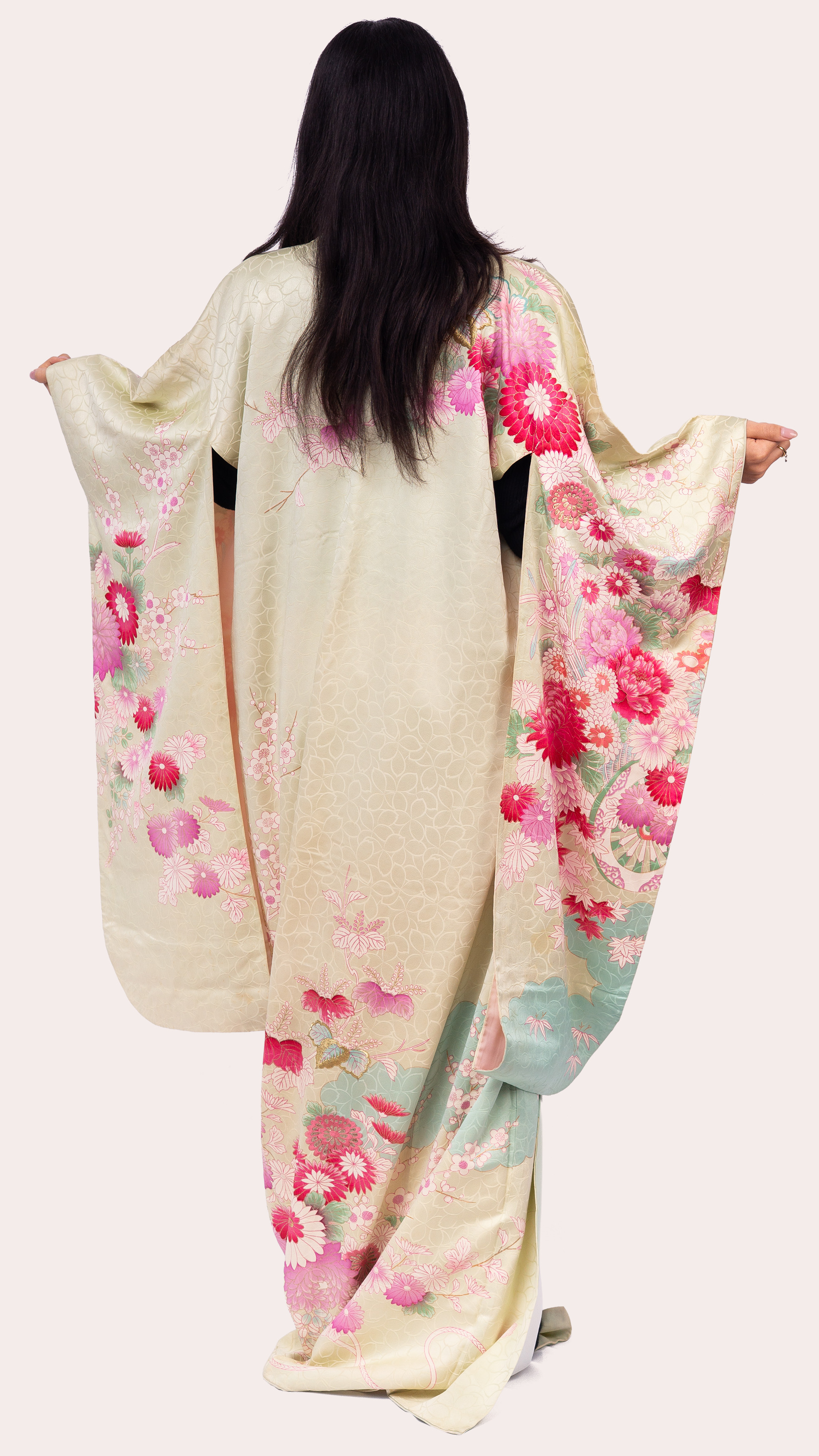 Furisode – Light green with pink floral design