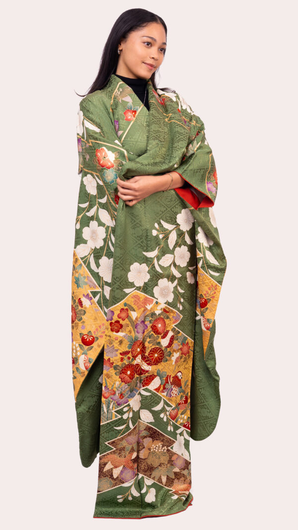 Green Furisode — Elegant Floral & Gold Fan Motifs