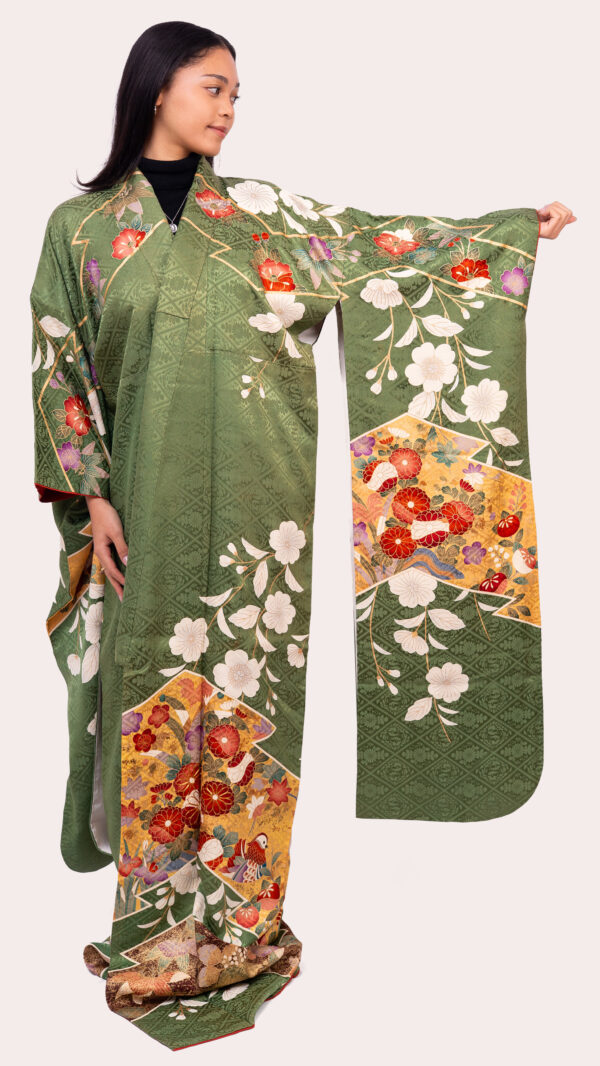 Green Furisode — Elegant Floral & Gold Fan Motifs